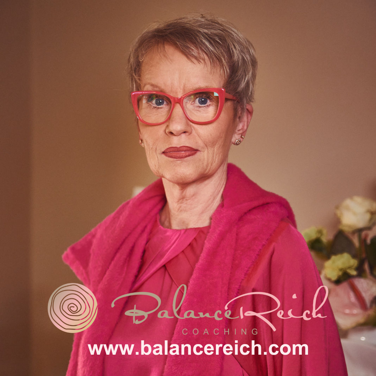 Rezension Julia Hertha Social Media & Canva Kurs